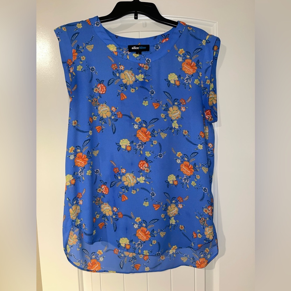 Alice Blue Floral Tank